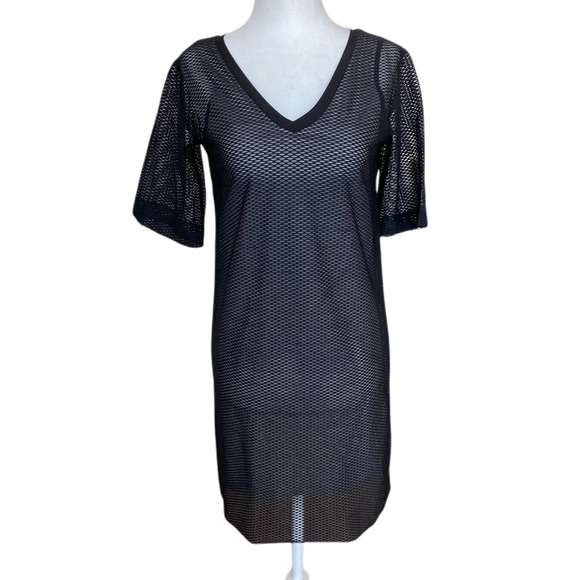 TOPSHOP Black Net Mesh V-Neck Mini Dress Size 2 - Picture 14 of 14
